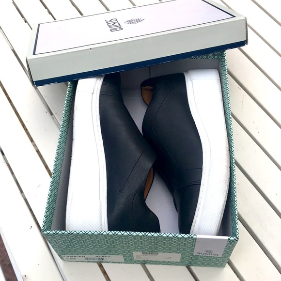 EUC. Susina Slip ons. Worn 3x. Im a size 9 in slip-ons I guess. - Picture 10 of 12